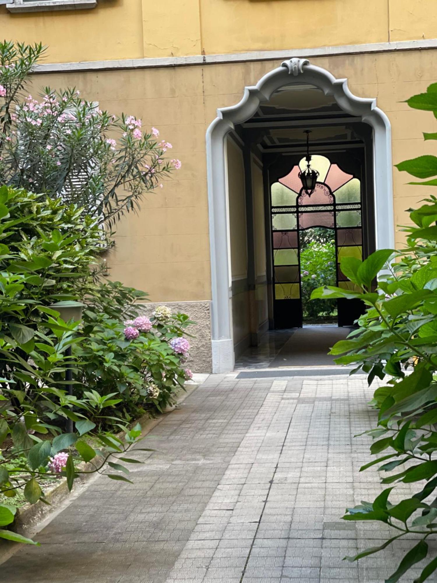 Appartamento A 5 Minuti Dal Centro Di Milano Di Anita E Marco Extérieur photo